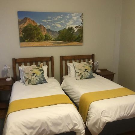 Rocky Shore Guesthouse Swakopmund Exterior photo