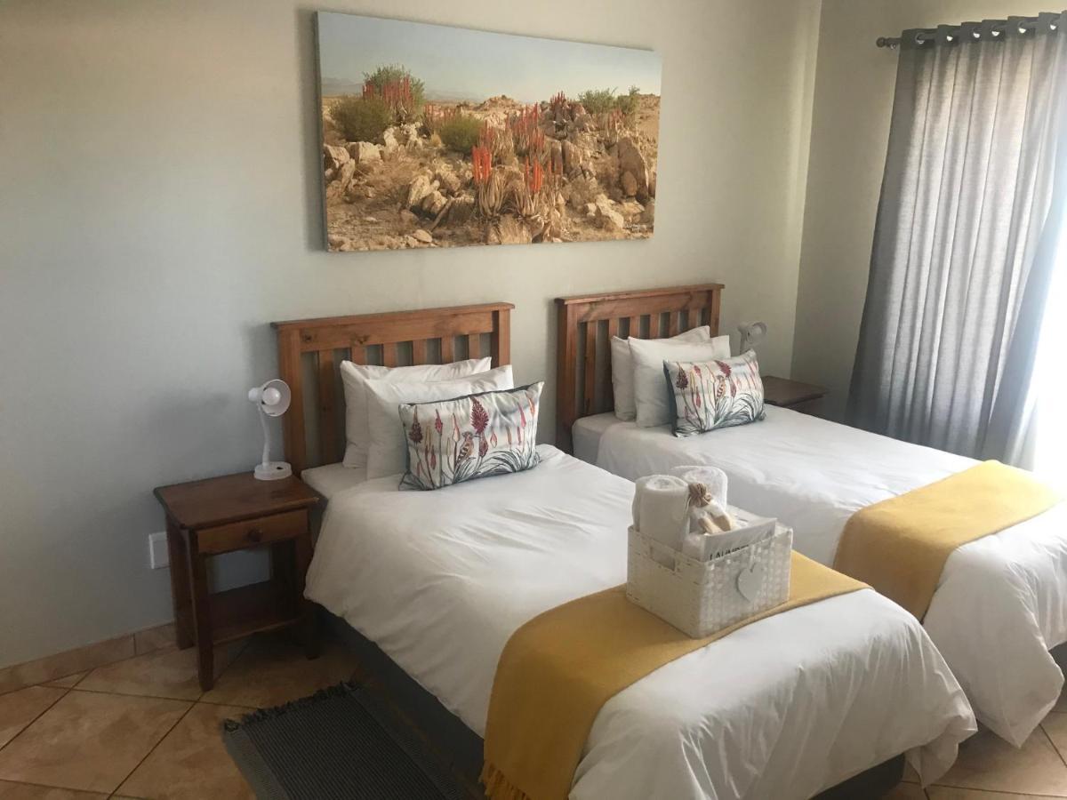 Rocky Shore Guesthouse Swakopmund Exterior photo