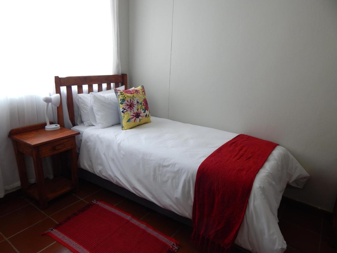 Rocky Shore Guesthouse Swakopmund Exterior photo