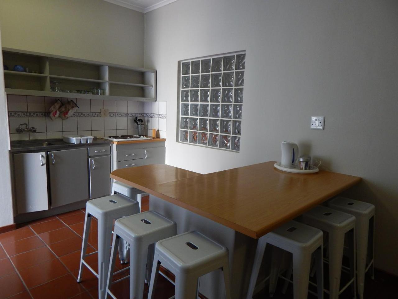 Rocky Shore Guesthouse Swakopmund Exterior photo