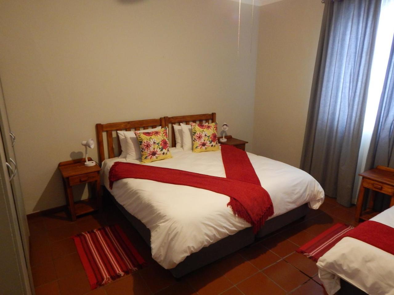 Rocky Shore Guesthouse Swakopmund Exterior photo